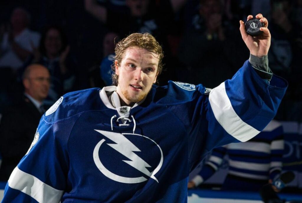 Qui est Kseniya Vasilevskaya, l’épouse du gardien de la LNH Andrei Vasilevskiy ? Qui est Kseniya Vasilevskaya, l’épouse du gardien de la LNH Andrei Vasilevskiy ?