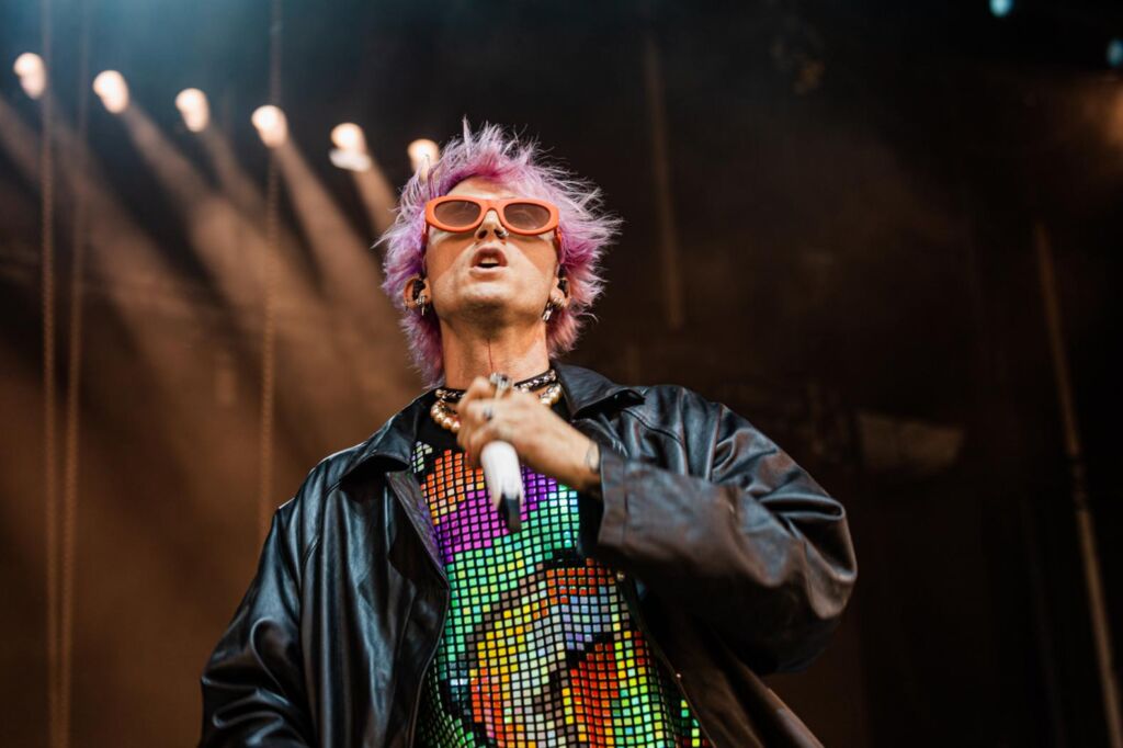 Machine Gun Kelly parle de l’expérience de mort imminente dans un documentaire Machine Gun Kelly parle de l’expérience de mort imminente dans un documentaire