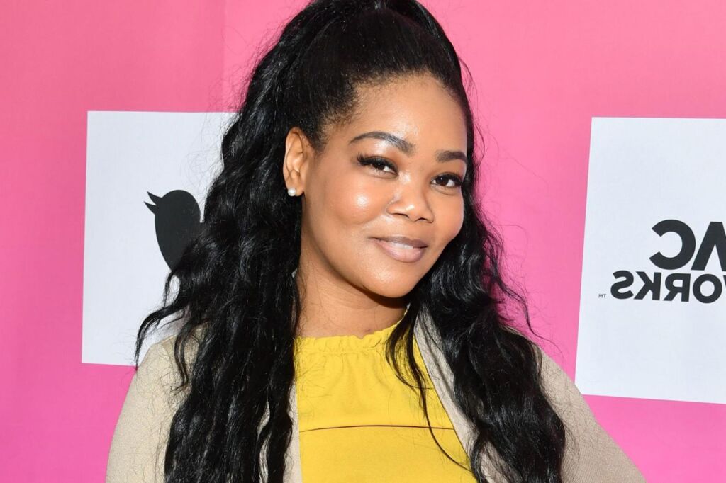 Lisez la déclaration de la victime émotionnelle de Kitti Jones, survivante de R. Kelly Lisez la déclaration de la victime émotionnelle de Kitti Jones, survivante de R. Kelly
