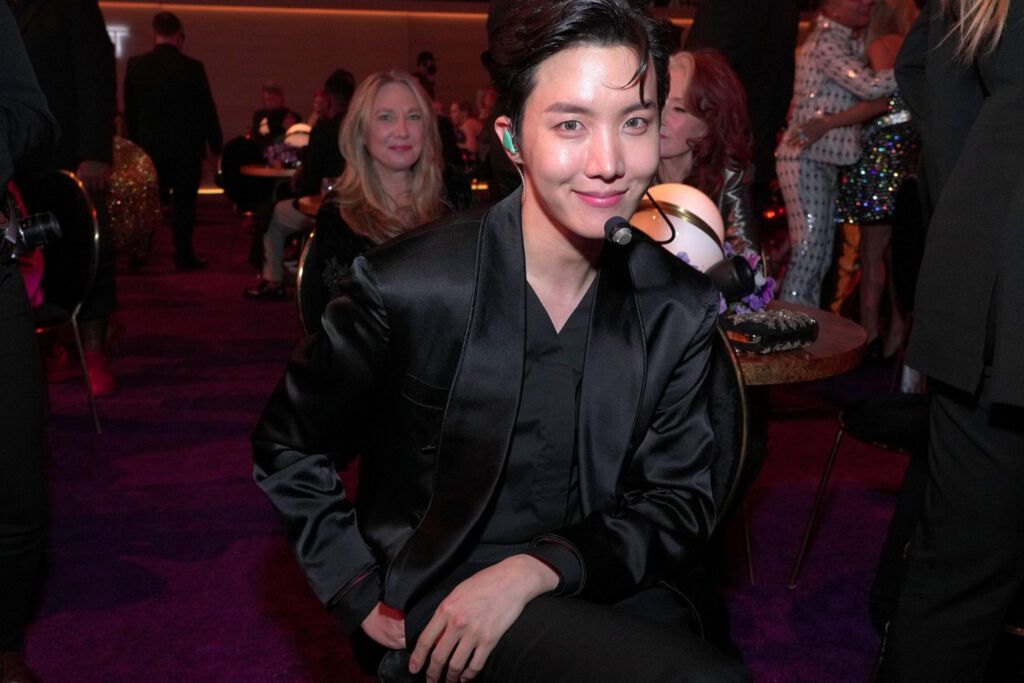 J-Hope révèle que « Boy Meets Evil » était presque inclus dans « Proof » de BTS