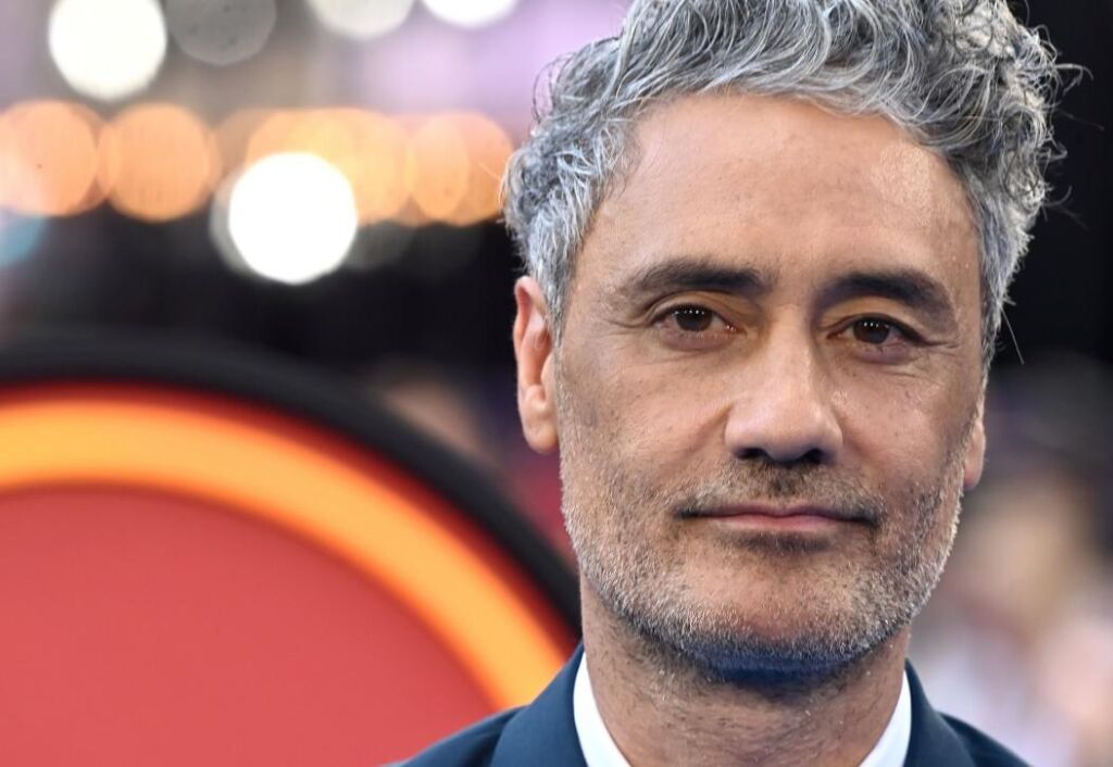 Taika Waititi était peintre avant de commencer sa carrière de réalisateur à 30 ans Taika Waititi était peintre avant de commencer sa carrière de réalisateur à 30 ans