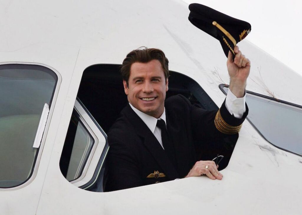 John Travolta possède 7 avions privés John Travolta possède 7 avions privés