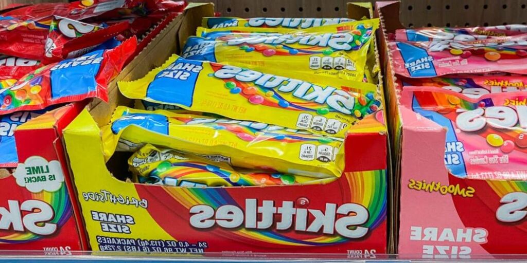 Skittles « Impropre à la consommation humaine » en raison de la toxine, réclamations en justice Skittles « Impropre à la consommation humaine » en raison de la toxine, réclamations en justice