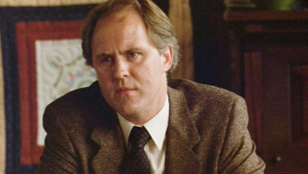 John Lithgow a demandé des conseils spirituels pour son rôle emblématique dans « Footloose » John Lithgow a demandé des conseils spirituels pour son rôle emblématique dans « Footloose »