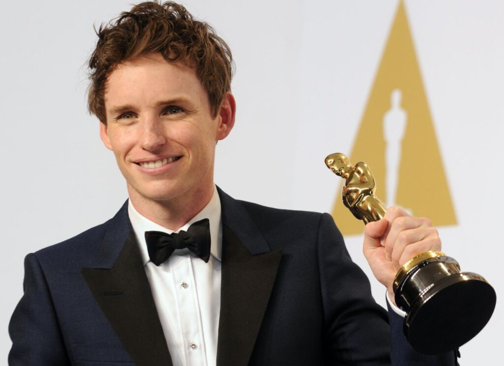 Ce que Stephen Hawking a ressenti à propos de la représentation de lui par Eddie Redmayne Ce que Stephen Hawking a ressenti à propos de la représentation de lui par Eddie Redmayne