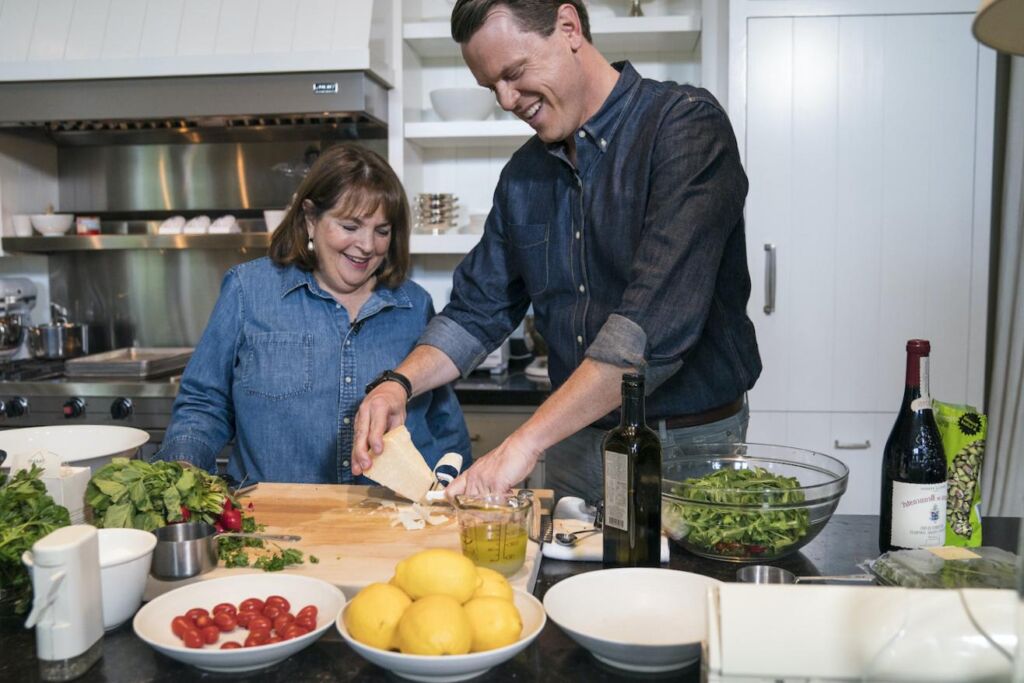 Ina Garten appelle son sandwich au homard et à l’avocat un « grand dîner d’été » Ina Garten appelle son sandwich au homard et à l’avocat un « grand dîner d’été »