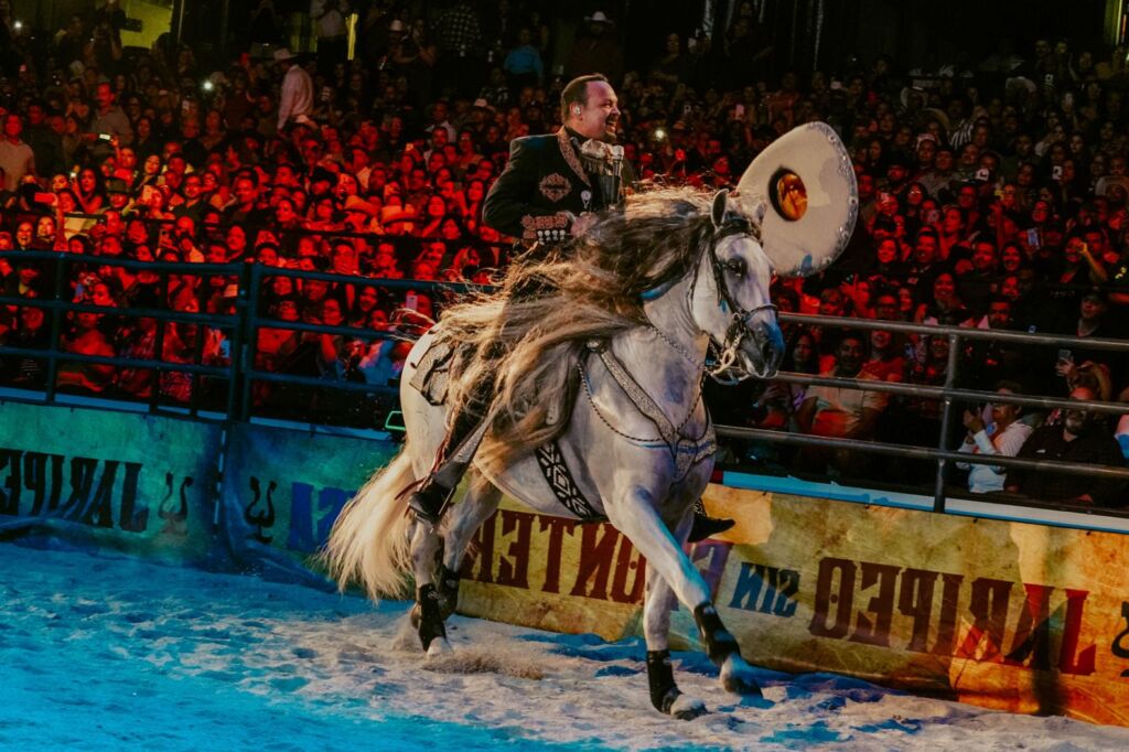 Pepe Aguilar sur son héritage et les « douleurs croissantes » de Música Mexicana