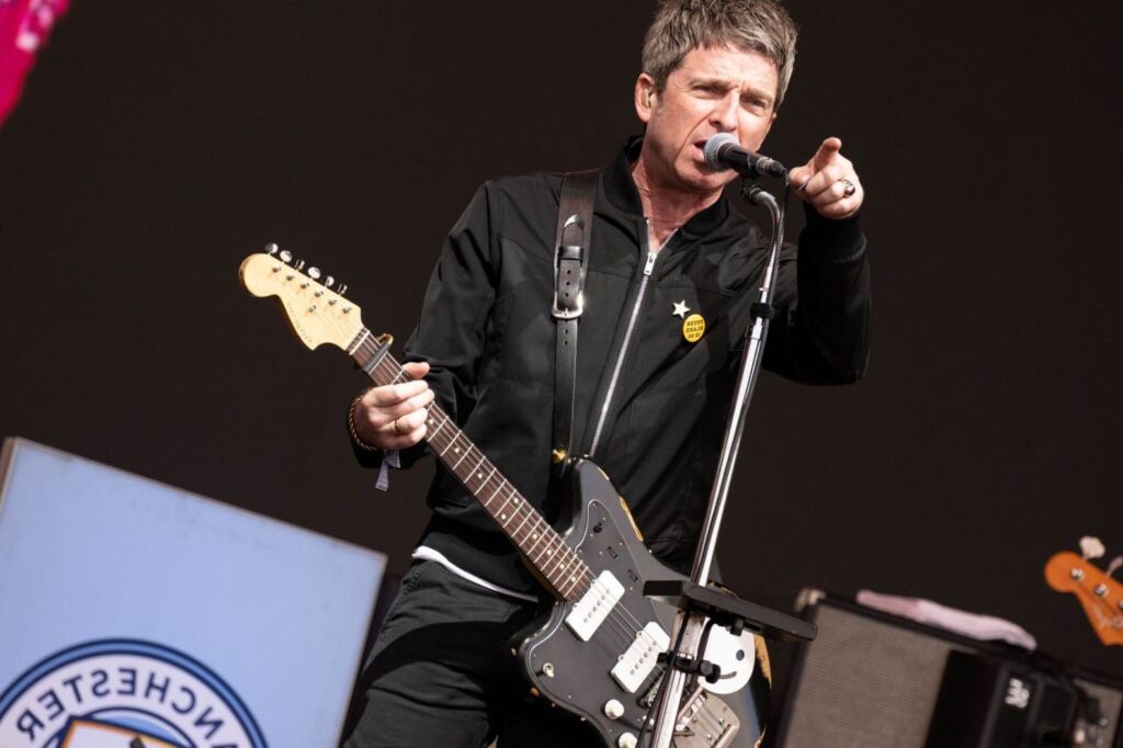 Noel Gallagher déteste 1 chanson d’Oasis qu’il a tellement écrite qu’il l’a laissée de l’album des singles