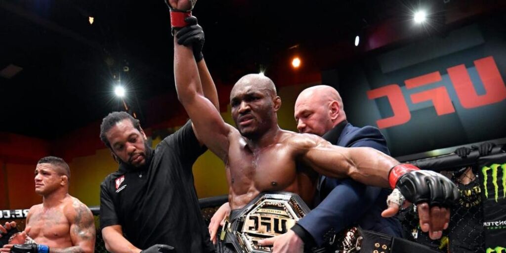 Comment regarder l’UFC 278 Usman Vs. Edwards 2 : diffusion en direct, carte de combat, heure Comment regarder l’UFC 278 Usman Vs. Edwards 2 : diffusion en direct, carte de combat, heure