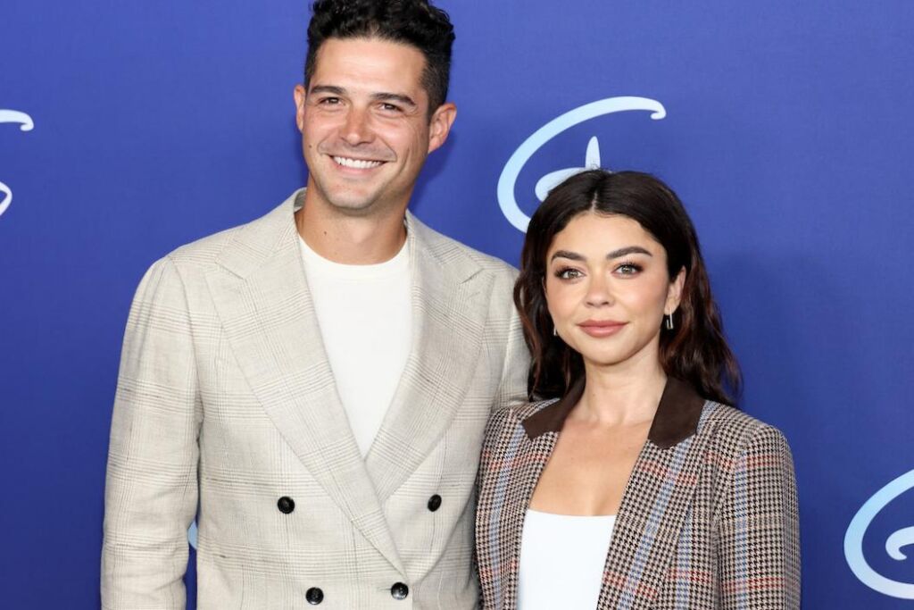 Les co-stars de « Modern Family » de Sarah Hyland ont assisté à son mariage intime avec Wells Adams
