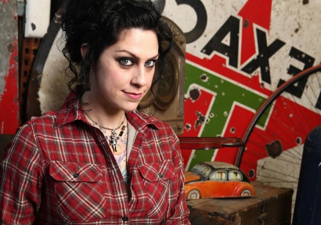 Danielle Colby a dit un jour qu’elle « adorerait un spin-off » de « American Pickers » Danielle Colby a dit un jour qu’elle « adorerait un spin-off » de « American Pickers »