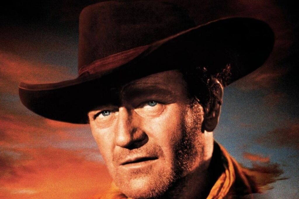 John Wayne et Jeffrey Hunter ont choisi Natalie Wood du lycée pendant la production