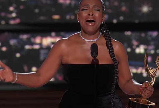 Sheryl Lee Ralph remporte l’Emmy de l’actrice dans un second rôle pour « Abbott Elementary » Sheryl Lee Ralph remporte l’Emmy de l’actrice dans un second rôle pour « Abbott Elementary »