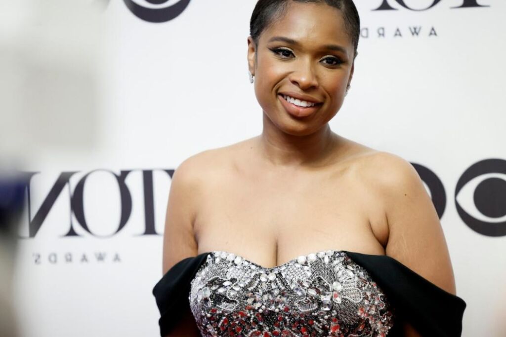 Jennifer Hudson ne change pas sa bague EGO après avoir obtenu le statut d’EGOT, mais elle reçoit un nouveau bijou commémoratif