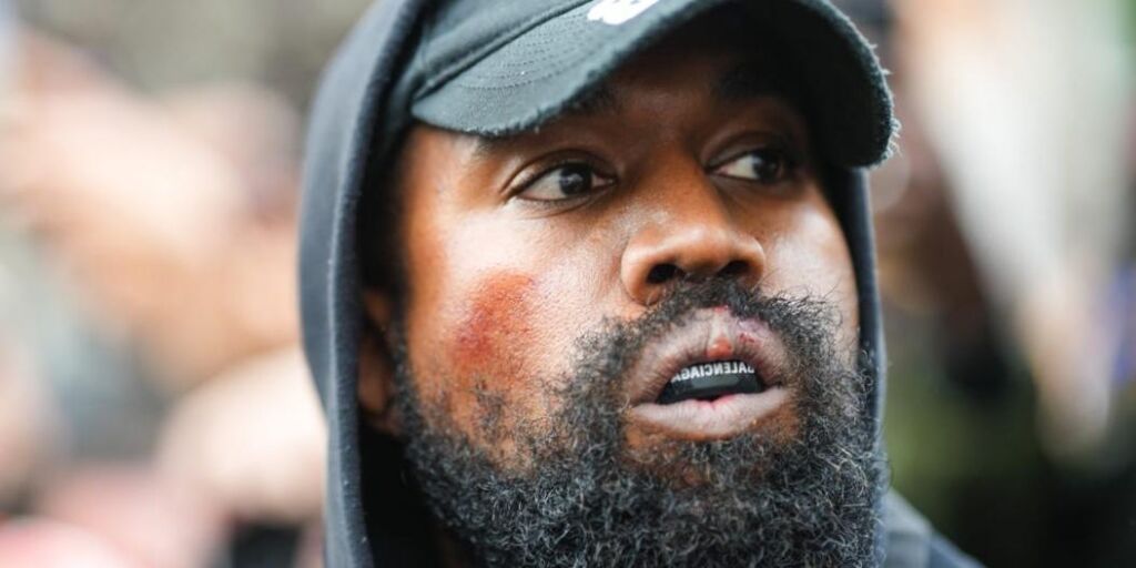 Balenciaga rejoint les entreprises qui ont largué Kanye West