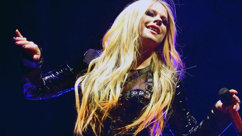 Avril Lavigne, All Time Low Cover « Toutes les petites choses » de Blink-182 – Rolling Stone