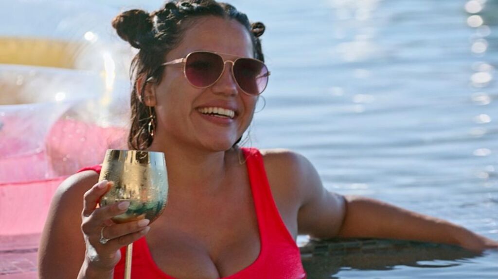 Nancy Rodriguez, star de la saison 3 de « Love Is Blind », qualifie les fausses larmes d’Andrew de « grinçantes » Nancy Rodriguez, star de la saison 3 de « Love Is Blind », qualifie les fausses larmes d’Andrew de « grinçantes »