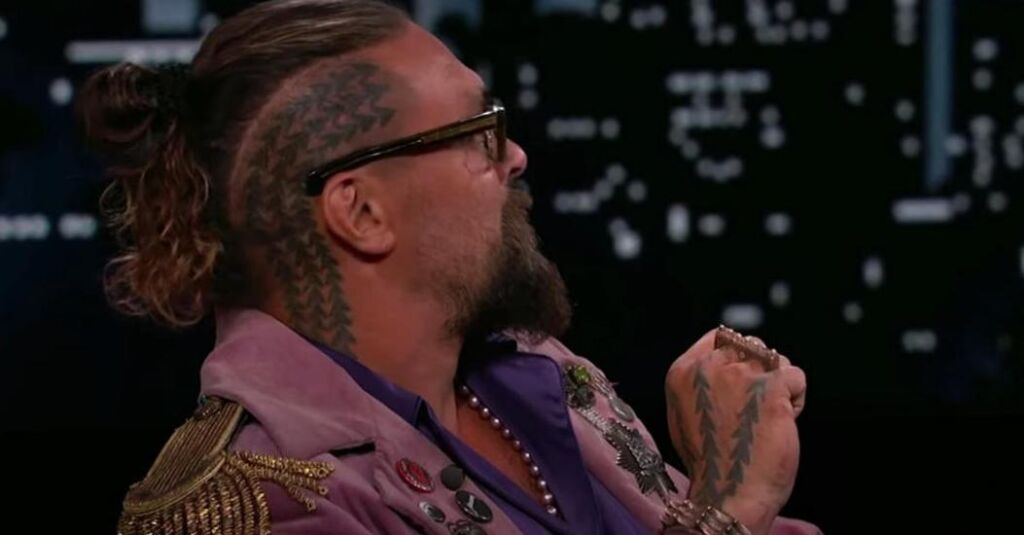 Jason Momoa, Aquaman et Possible Lobo Star, n’a pas parlé à DC de son nouveau tatouage de tête