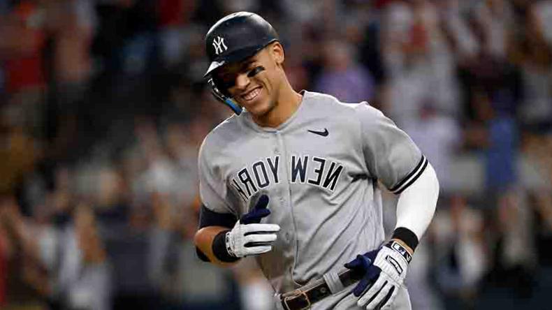 Aaron Judge et les Yankees atteignent 360 millions de dollars sur 9 ans