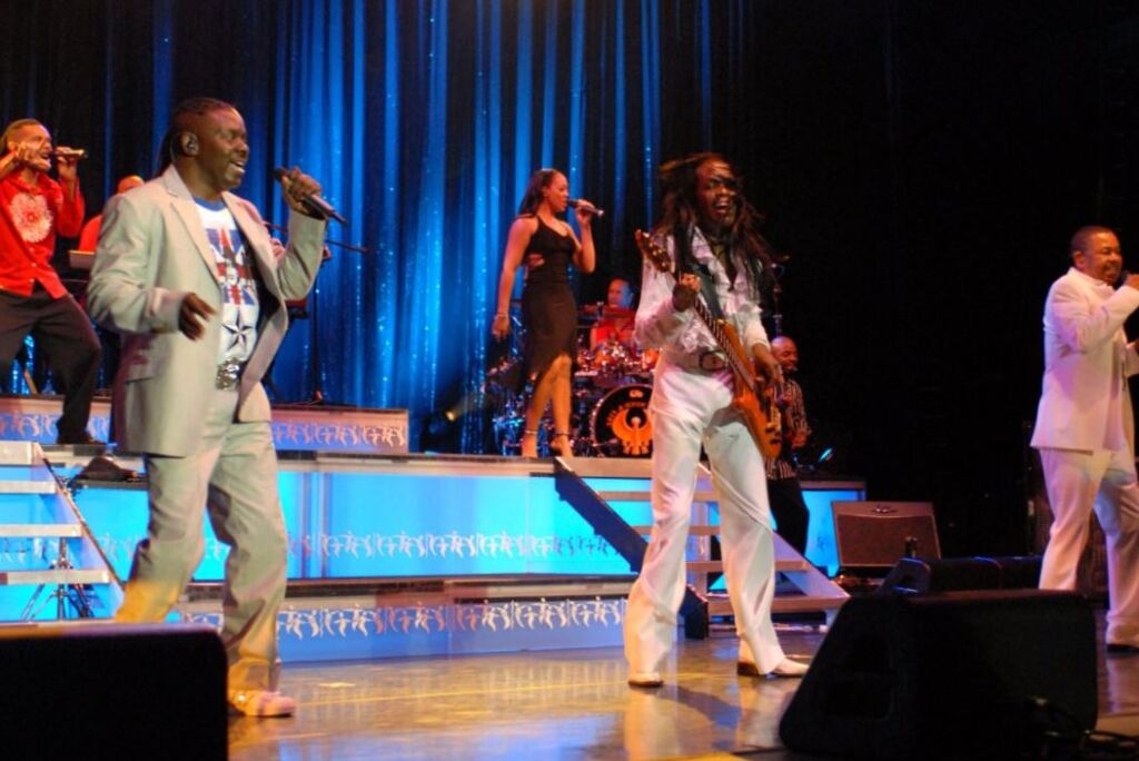 Le batteur de Earth, Wind & Fire, Fred White, est mort à 67 ans