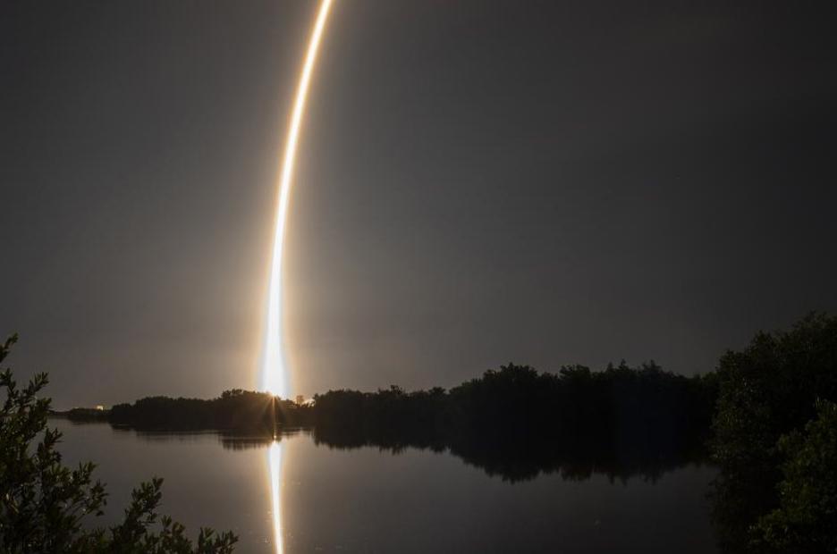 La FAA propose une règle pour réduire les débris spatiaux alors que SpaceX lance 22 satellites en orbite La FAA propose une règle pour réduire les débris spatiaux alors que SpaceX lance 22 satellites en orbite