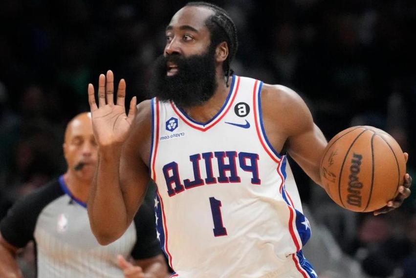 James Harden choisit une option de 35,6 millions de dollars avec les 76ers, selon une source AP