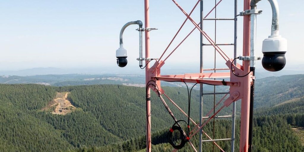 Un outil de détection des incendies de forêt alimenté par la 5G permet de contenir les incendies plus rapidement Un outil de détection des incendies de forêt alimenté par la 5G permet de contenir les incendies plus rapidement
