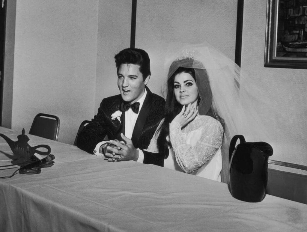 Priscilla Presley a déclaré que tout le monde devait soutenir le « fantasme » selon lequel Elvis était doué pour se battre