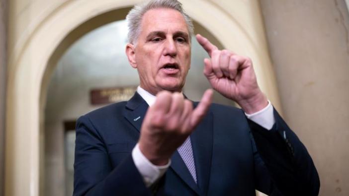 La fermeture du gouvernement est imminente alors que les divisions du GOP sont pleinement visibles après les votes de fin de soirée La fermeture du gouvernement est imminente alors que les divisions du GOP sont pleinement visibles après les votes de fin de soirée