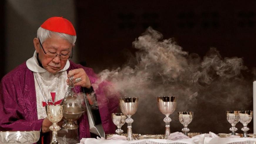 Le pape suggère que des bénédictions soient possibles pour les unions homosexuelles en réponse à 5 cardinaux conservateurs Le pape suggère que des bénédictions soient possibles pour les unions homosexuelles en réponse à 5 cardinaux conservateurs