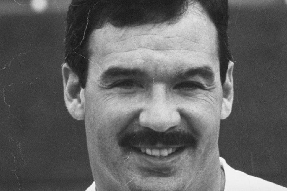 Russ Francis, ancien ailier rapproché des New England Patriots, décède dans un accident d’avion Russ Francis, ancien ailier rapproché des New England Patriots, décède dans un accident d’avion