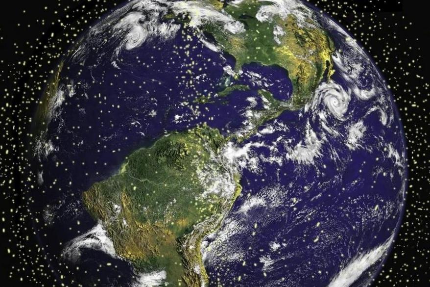 La FCC inflige une amende à DISH Network pour une mesure « révolutionnaire » de lutte contre les débris spatiaux