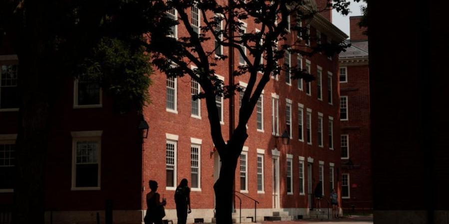 Harvard ferme temporairement le centre historique la nuit aux visiteurs : rapport