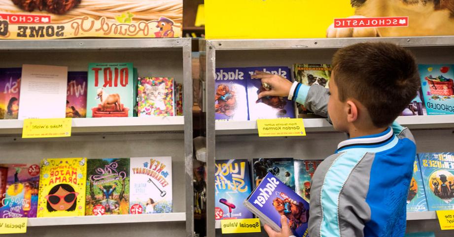 Les salons du livre scolaire sépareront divers titres Les salons du livre scolaire sépareront divers titres