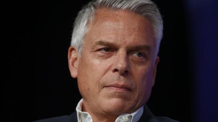 L’UPenn en crise suite à des allégations d’antisémitisme : Jon Huntsman est le dernier donateur à cesser de donner et un membre du conseil d’administration démissionne L’UPenn en crise suite à des allégations d’antisémitisme : Jon Huntsman est le dernier donateur à cesser de donner et un membre du conseil d’administration démissionne