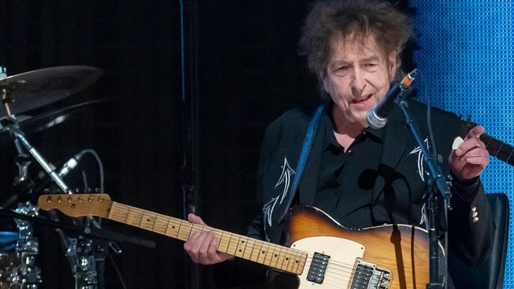 Bob Dylan reprend John Mellencamp et Dwight Yoakam lors de récentes étapes de sa tournée
