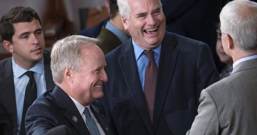 Tom Emmer retire sa nomination à la présidence de la Chambre Tom Emmer retire sa nomination à la présidence de la Chambre