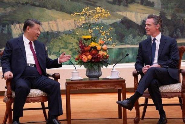 Le gouverneur Gavin Newsom rencontre le président chinois Xi Jinping pour promouvoir la coopération climatique