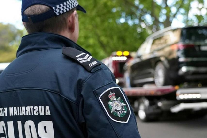 La police australienne inculpe sept personnes pour blanchiment d’argent en faveur d’un syndicat du crime chinois La police australienne inculpe sept personnes pour blanchiment d’argent en faveur d’un syndicat du crime chinois