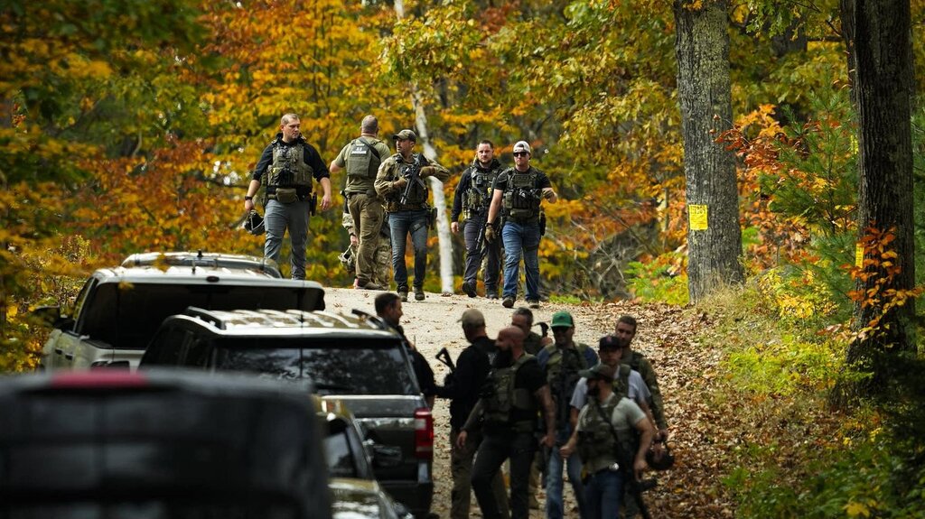 Source AP : le suspect du massacre du Maine a été retrouvé mort Source AP : le suspect du massacre du Maine a été retrouvé mort