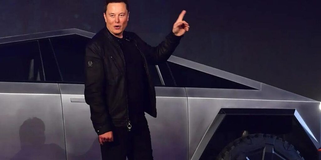 Tesla vise à produire 200 000 Cybertrucks par an : Elon Musk Tesla vise à produire 200 000 Cybertrucks par an : Elon Musk