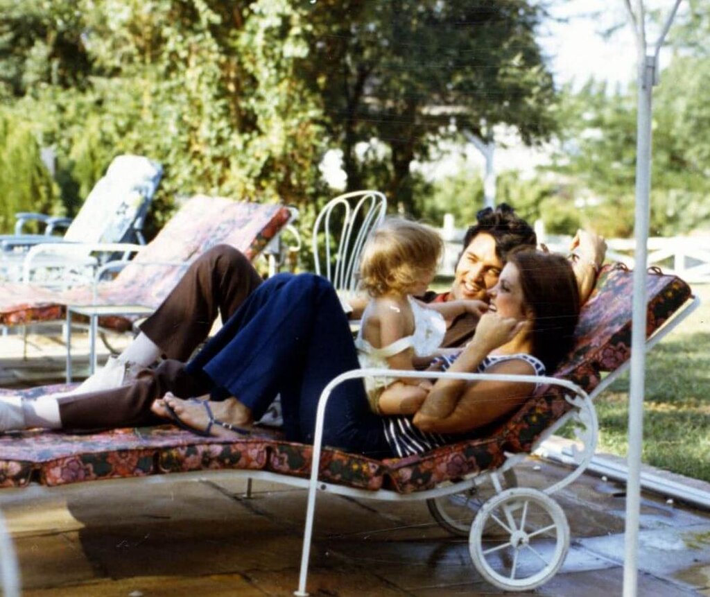 Elvis a « essayé de se convaincre » qu’il trouvait les bêtises de Lisa Marie adorables