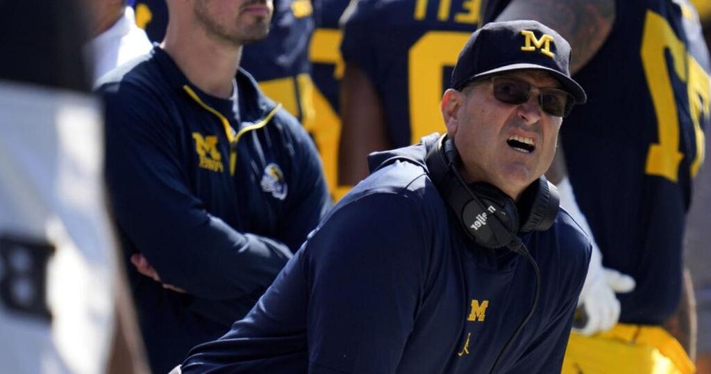 Le Michigan déclare que le membre du personnel de football Stalions a démissionné | Collège