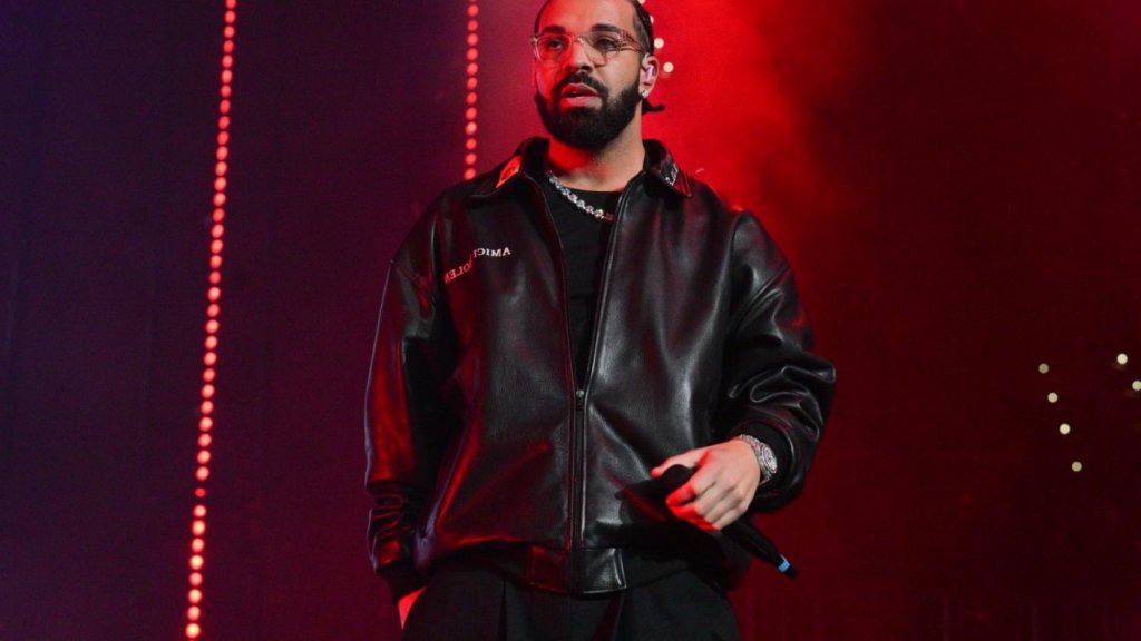 Drake destitué suite au désastre mortel du festival Astroworld