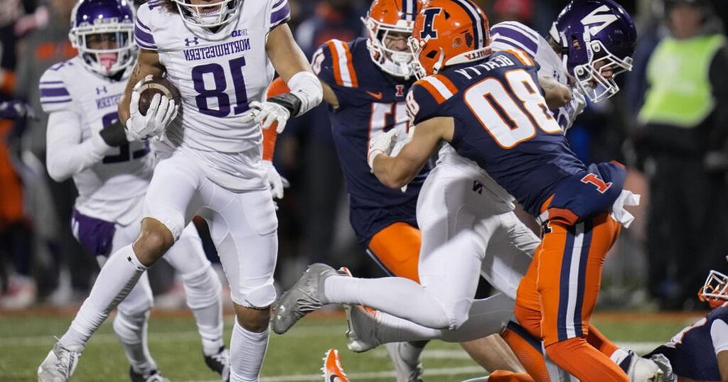Northwestern bat l’Illinois 45-43 et met fin aux espoirs d’Illini Northwestern bat l’Illinois 45-43 et met fin aux espoirs d’Illini
