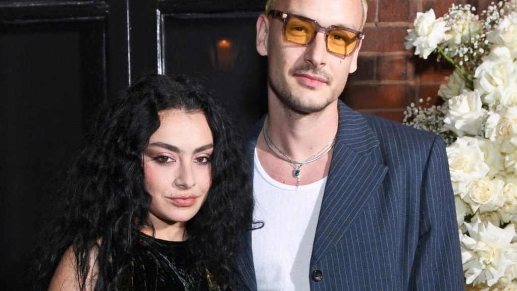 Charli XCX a collaboré avec George Daniel sur le prochain album