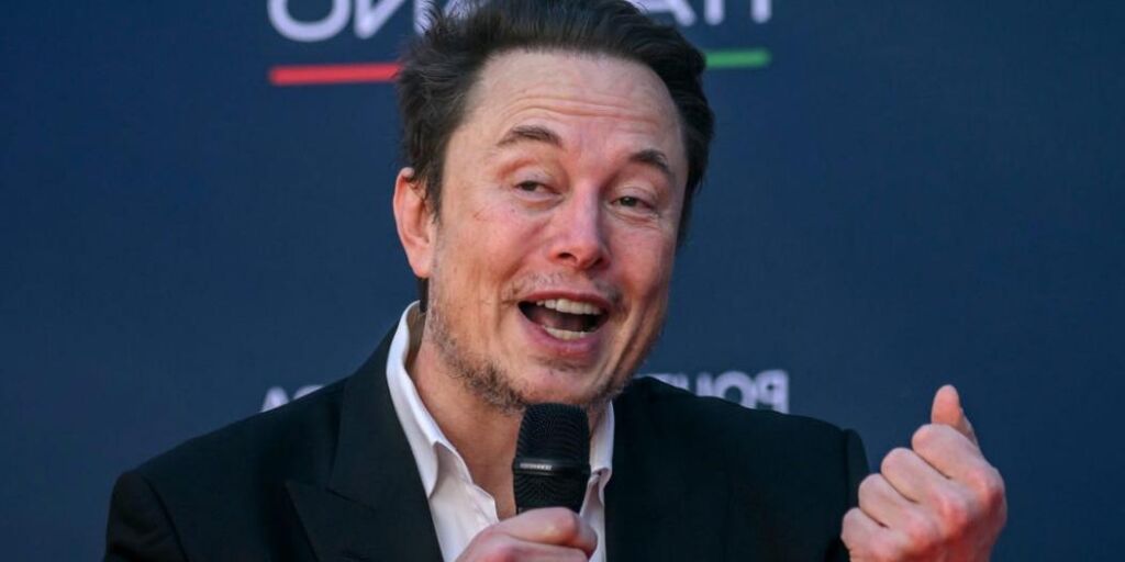 Elon Musk, PDG de Tesla, dit à Cathie Wood qu’il déteste diriger une entreprise publique