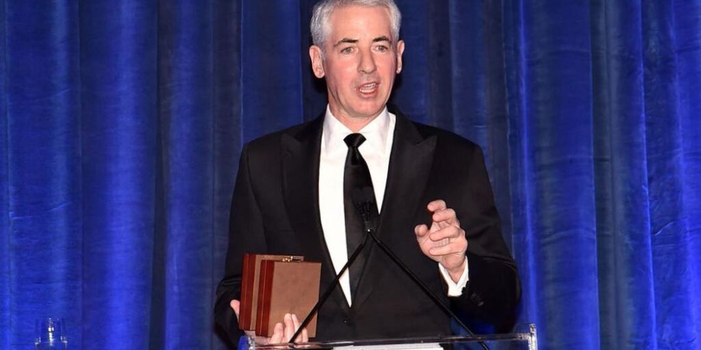 Un professeur de Yale dénonce la campagne de Bill Ackman contre Harvard Un professeur de Yale dénonce la campagne de Bill Ackman contre Harvard