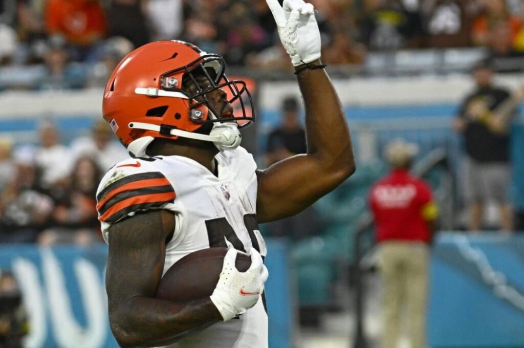 Joe Flacco et Jerome Ford mènent les Browns devant les Jets et se qualifient pour les séries éliminatoires