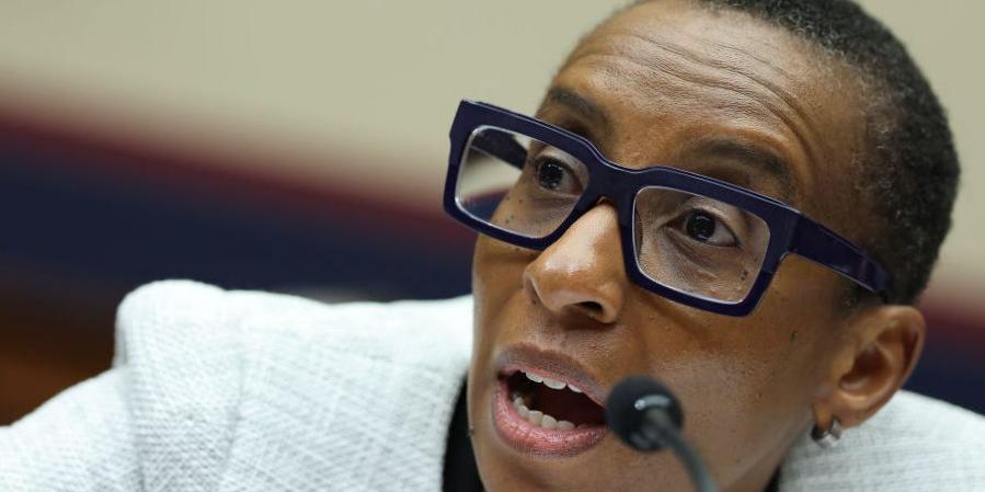 Claudine Gay a reçu tellement de menaces de mort que la police surveillait son domicile 24h/24 et 7j/7 Claudine Gay a reçu tellement de menaces de mort que la police surveillait son domicile 24h/24 et 7j/7